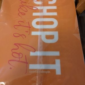 Tastefully Simple Flexible Cutting Mat Set